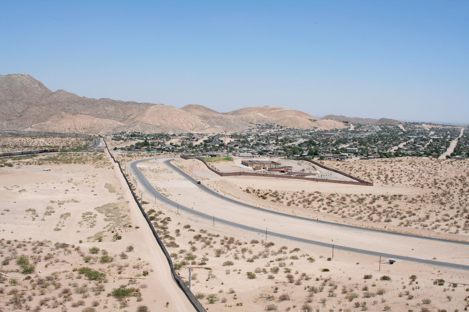 Frontera en El Paso, Texas, 2013. Fotografía de Kit Johnson. Flickr 